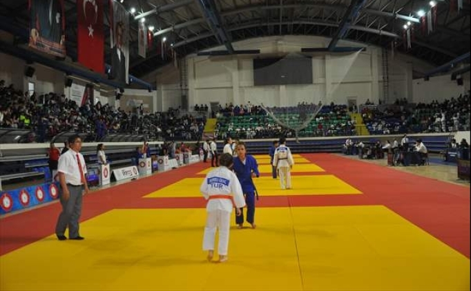 Spor Toto Yldzlar Trkiye Judo ampiyonas, Ktahya'da balad