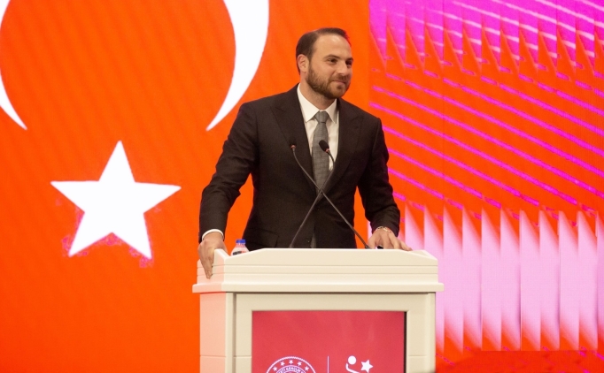 Bakan Mesut ebi, EHF Ynetim Kurulu yeliine aday oldu!